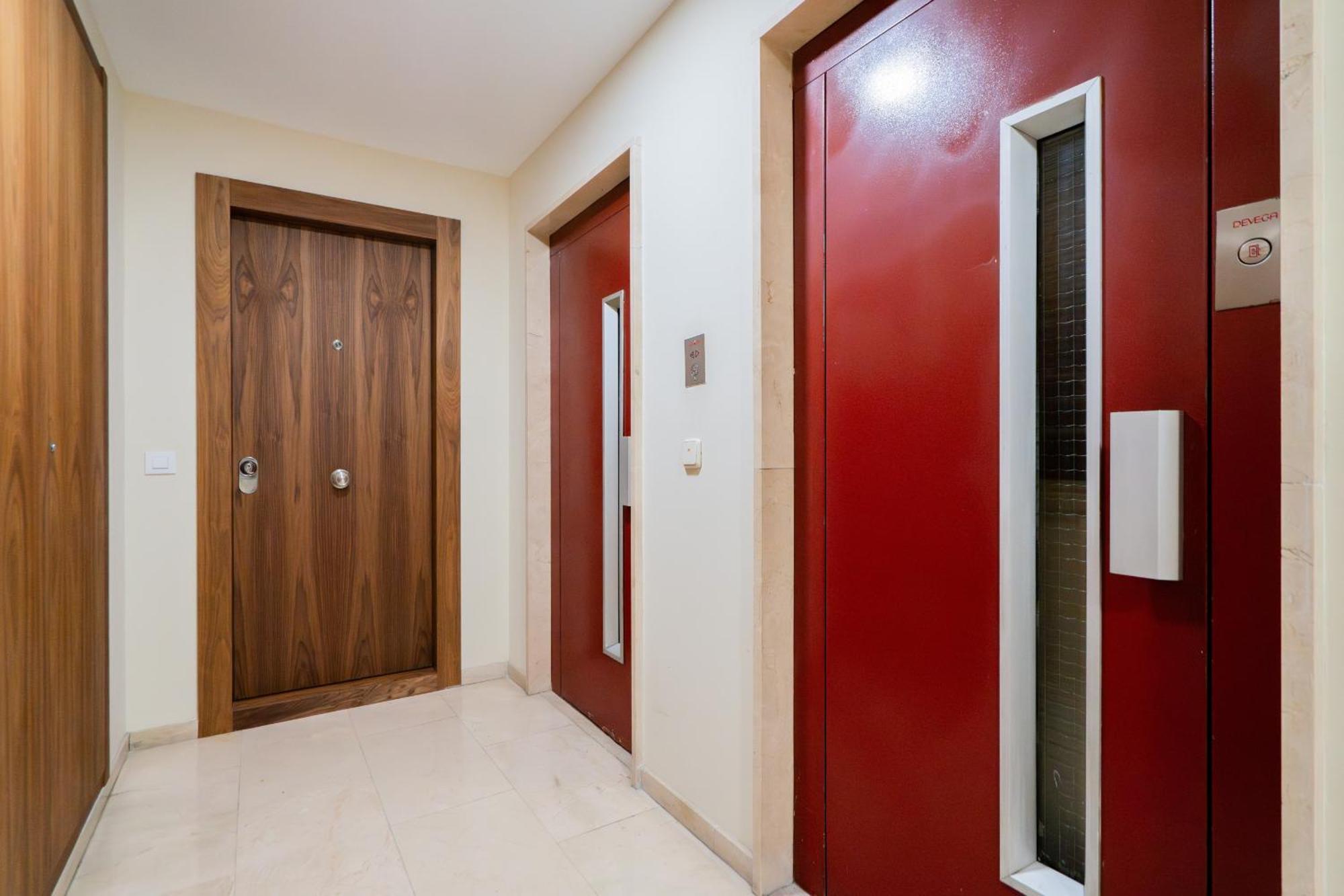 Apartamento De Lujo En Gran Via Apartment Madrid Luaran gambar